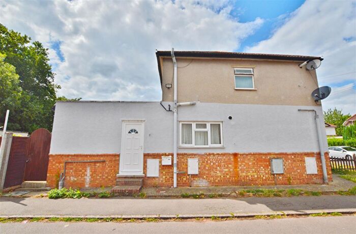 1 Bedroom Maisonette For Sale In Belfast Avenue, Slough, SL1