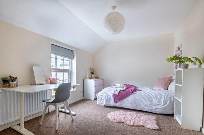 7 Bedroom Terraced House To Rent In Trafalgar Street, Sheffield, South Yorkshire, S1