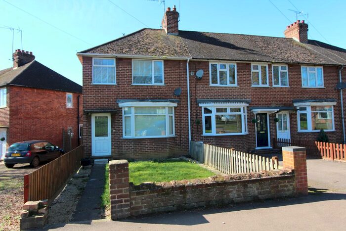 3 Bedroom Terraced House To Rent In Ruscote Avenue, Banbury, OX16
