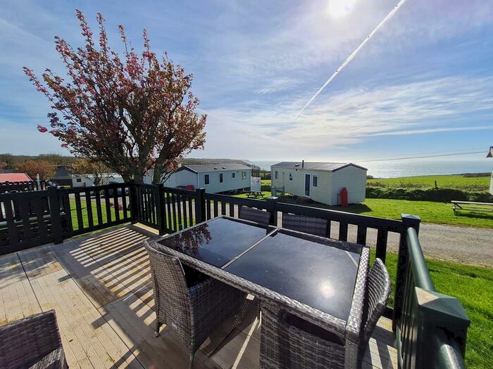 2 Bedroom Property For Sale In Gwendreath, Kennack Sands, Helston, TR12