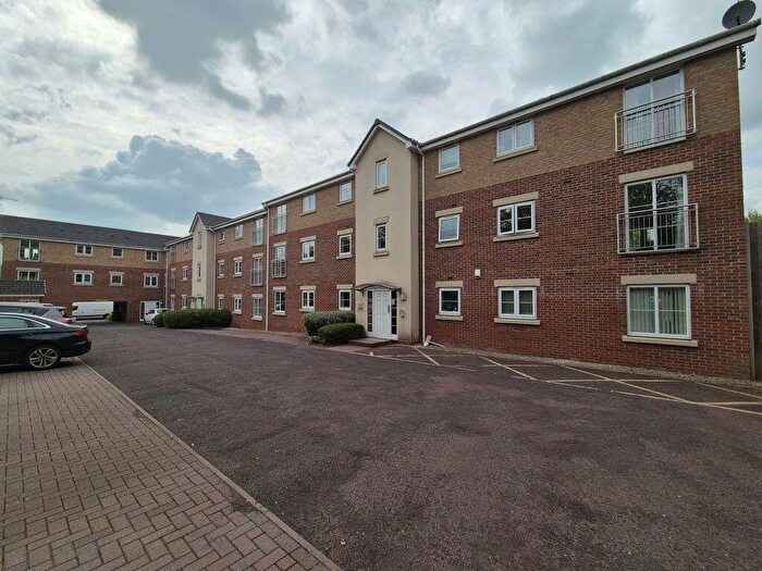 2 Bedroom Apartment To Rent In Golden Orchard, Halesowen, B62