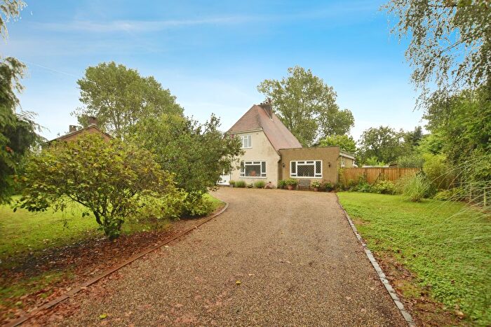 4 Bedroom Detached House For Sale In Ivychurch Road, Brenzett, Romney Marsh, TN29