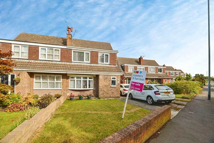 3 Bedroom Semi-Detached House For Sale In Low Grange Avenue, Billingham, TS23