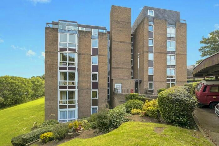 2 Bedroom Flat To Rent In Fair A Far, Cramond, Edinburgh, EH4