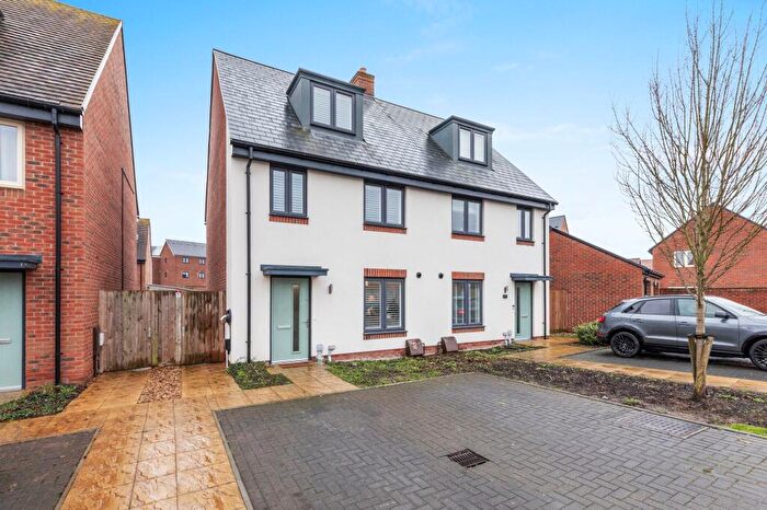 3 Bedroom Semi Detached House For Sale In Kempster Way, Weston Turville, HP22