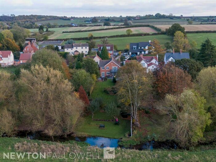 5 Bedroom Detached House For Sale In Main Street, Milton, Newark NG22