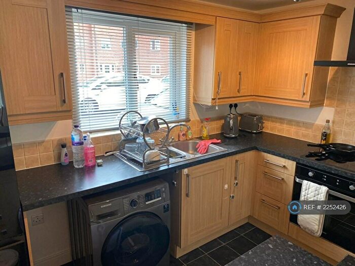 2 Bedroom Flat To Rent In Barley Leaze, Chippenham, SN14