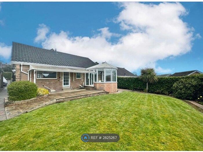 2 Bedroom Bungalow To Rent In Garden Crescent, Rotherham, S60