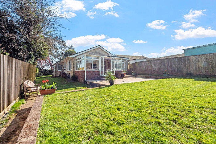 4 Bedroom Bungalow For Sale In Broadmayne, Dorset, DT2