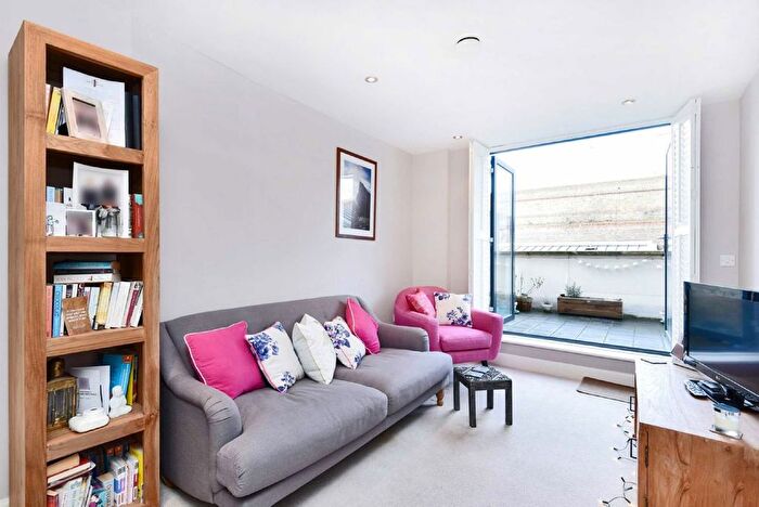 1 Bedroom Flat For Sale In Magdalen Road, Earlsfield, SW18