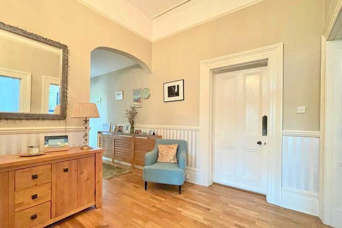 3 Bedroom Apartment For Sale In West Cliff Road, West Cliff, Bournemouth, BH4