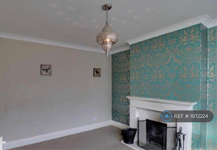 3 Bedroom Terraced House To Rent In Warrington Road, Bristol, BS4