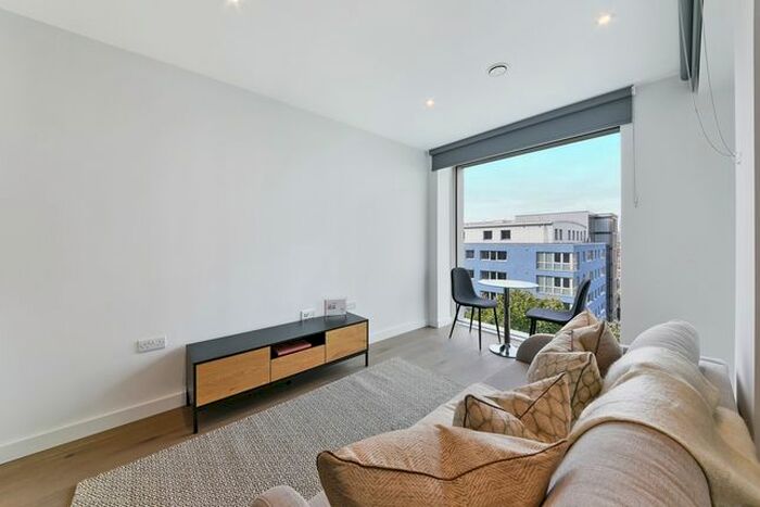 Studio To Rent In Hurlock Heights, Elephant Park, Elephant &amp; Castle, SE17