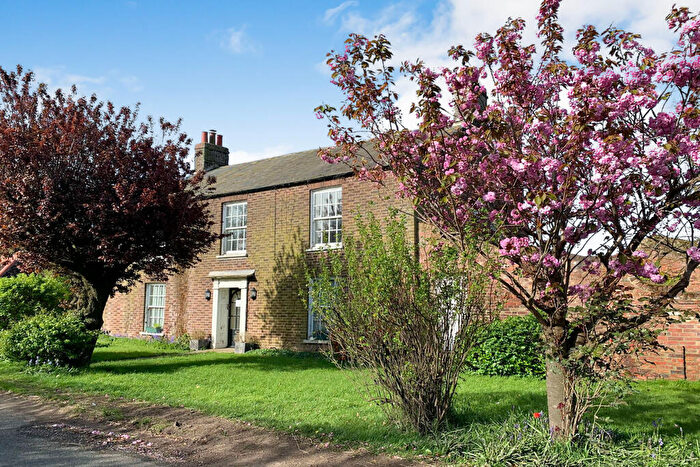 4 Bedroom Detached House For Sale In School Road, St. Johns Fen End, Wisbech, PE14