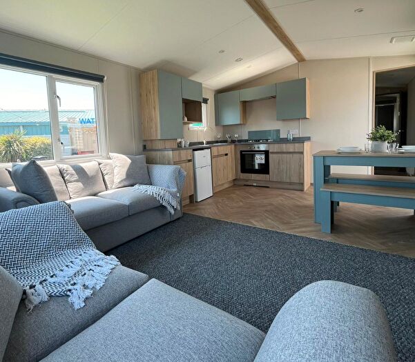 2 Bedroom Caravan For Sale In Hunters Quay Holiday Village, PA23