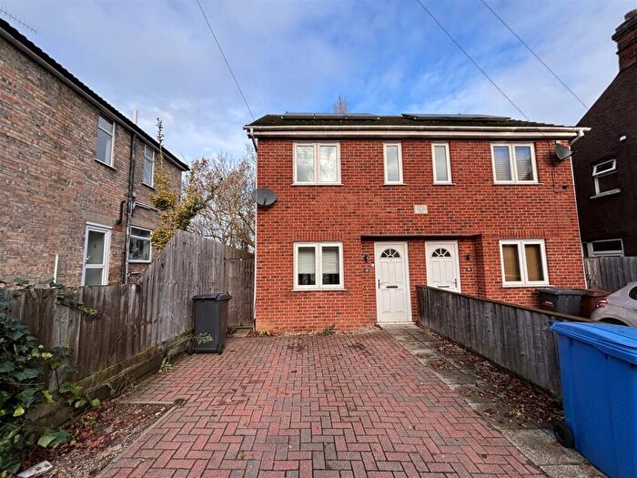 2 Bedroom Semi-Detached House To Rent In Belstead Road, Ipswich, IP2