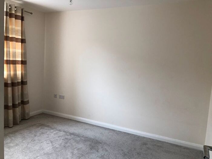2 Bedroom Flat For Sale In Tasker Street, Walsall, WS1
