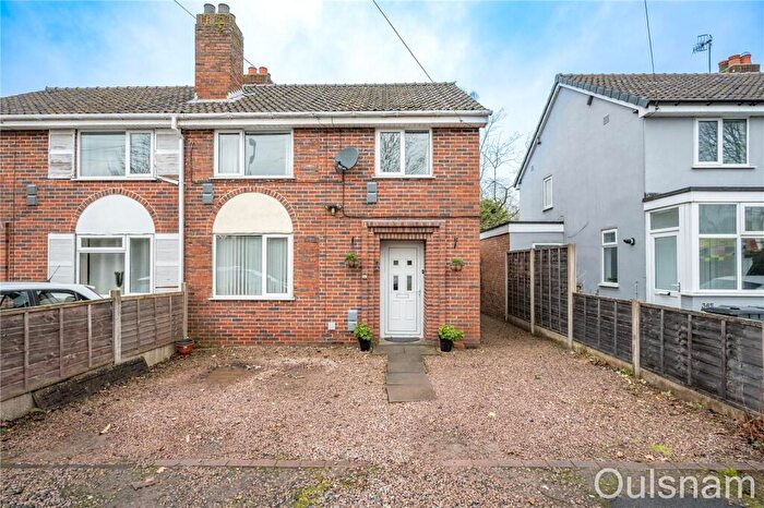 3 Bedroom Semi Detached House For Sale In Birmingham Road, Lickey End, Bromsgrove, Worcestershire, B61