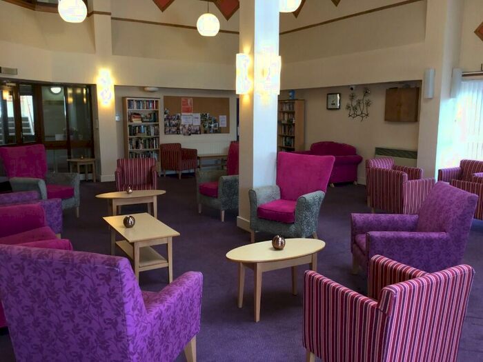 1 Bedroom Flat To Rent In Over 's Greenwood Street, Oldham, Greater