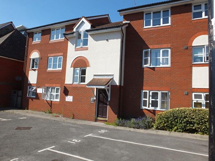 Studio To Rent In Captains Place, Southampton, SO14