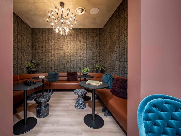 2 Bedroom Apartment To Rent In Hewson Way, London, SE17