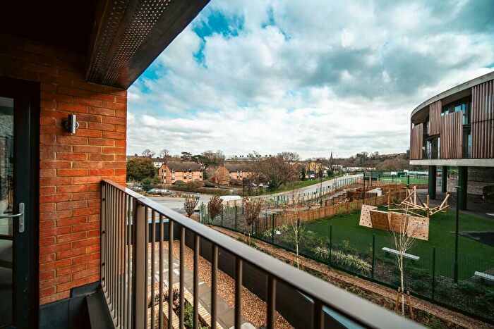 1 Bedroom Apartment For Sale In Bronze Walk, Erith, DA8