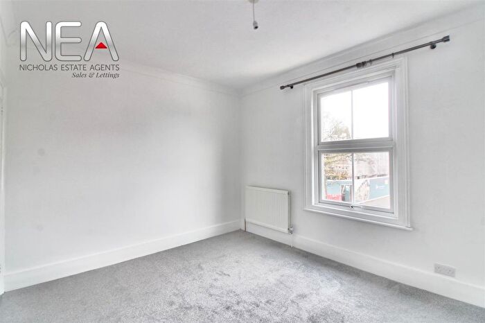 2 Bedroom End Of Terrace House To Rent In Gosbrook Road, Caversham, Reading, RG4