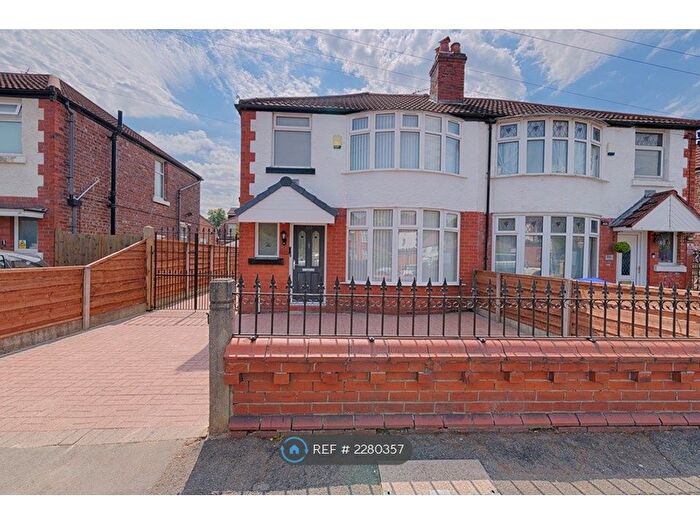 4 Bedroom Semi-Detached House To Rent In Victoria Road, Fallowfield, Manchester, M14