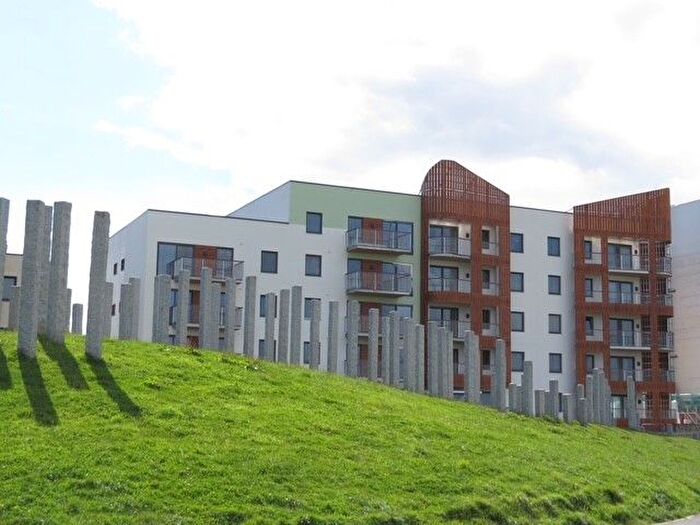 2 Bedroom Flat To Rent In Argentia Place, Bristol, BS20