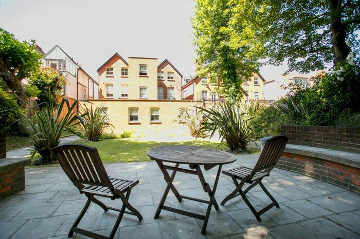 Studio To Rent In Finchley Road, Hampstead, London, NW3