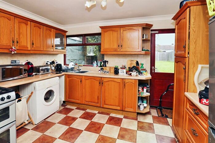3 Bedroom Terraced House For Sale In Valentine Close, Fareham, PO15