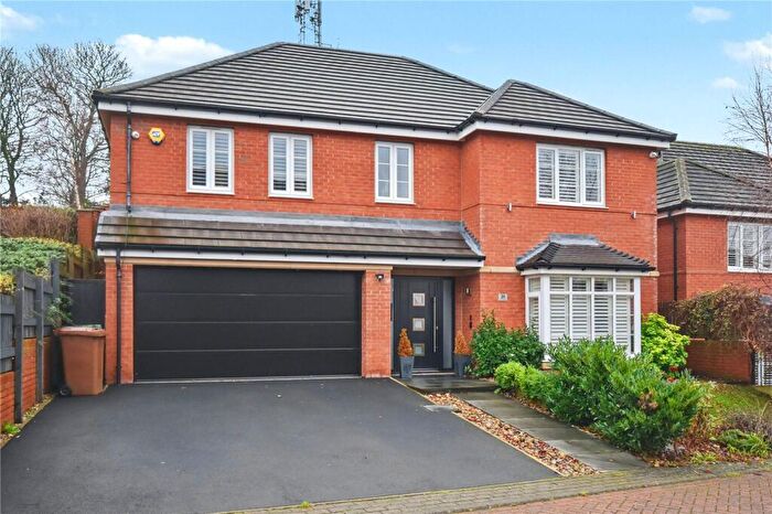 5 Bedroom Detached House For Sale In Harvest Close, Garforth, Leeds, West Yorkshire, LS25