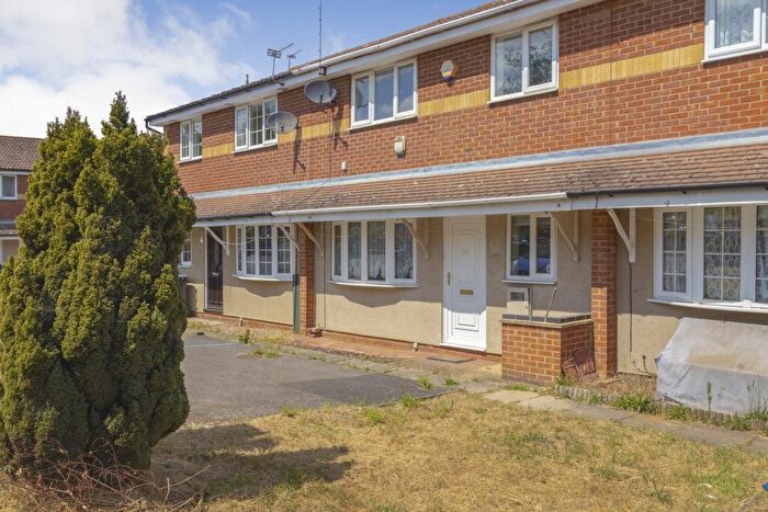 2 Bedroom Terraced House To Rent In Thirlmere Close, Kettering, Northamptonshire, NN16