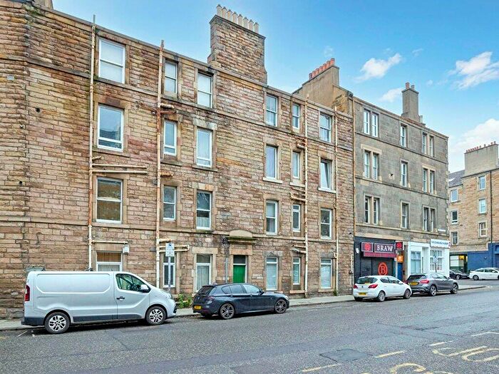 1 Bedroom Flat To Rent In Broughton Road, Edinburgh, Edinburgh, EH7