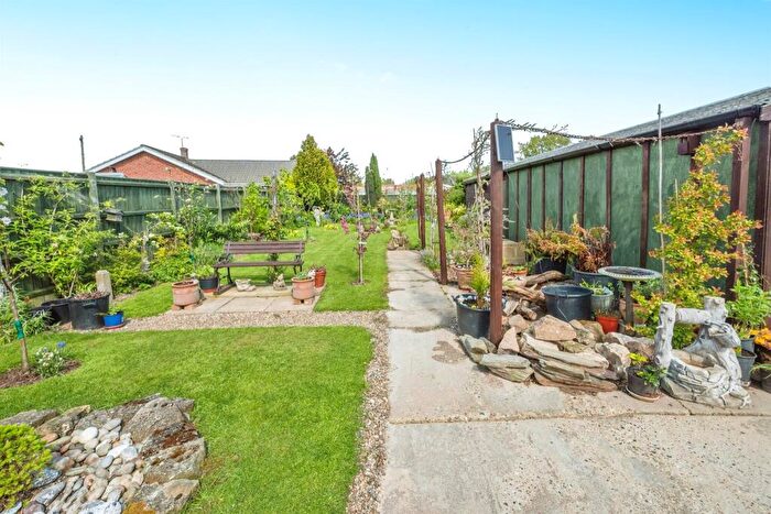 2 Bedroom Semi-Detached Bungalow For Sale In Thorn Road, Catfield, Great Yarmouth, NR29