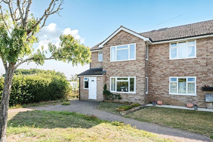 3 Bedroom End Of Terrace House For Sale In Homefield, Potten End, Berkhamsted, HP4