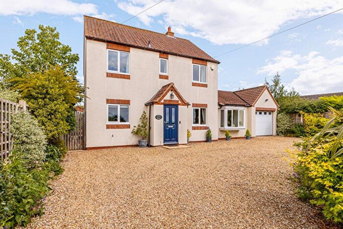 4 Bedroom Detached House For Sale In Gelston, Grantham, NG32