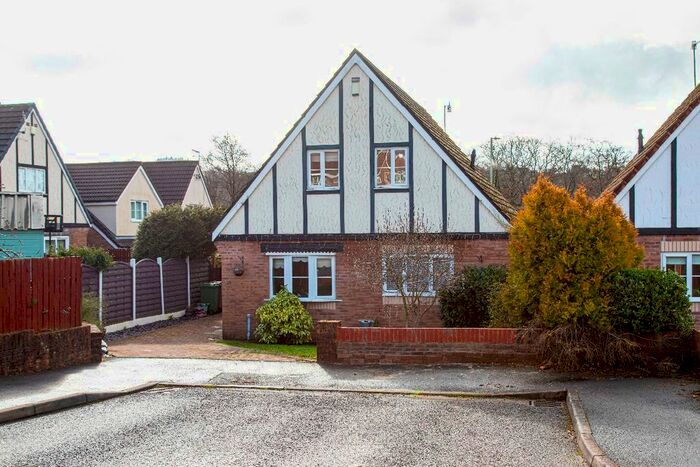 4 Bedroom Detached House To Rent In Cae Llwyndu, Nelson, Treharris, CF46