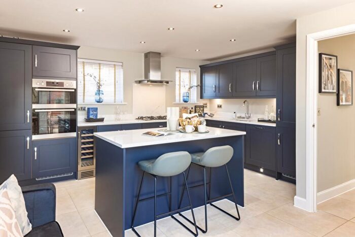 4 Bedroom Detached House For Sale In London Road, Aylesford, Kent, ME16