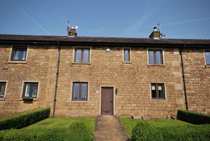 2 Bedroom Cottage To Rent In Top O'Th Knotts Farm, Tottington Road, Harwood, BL2