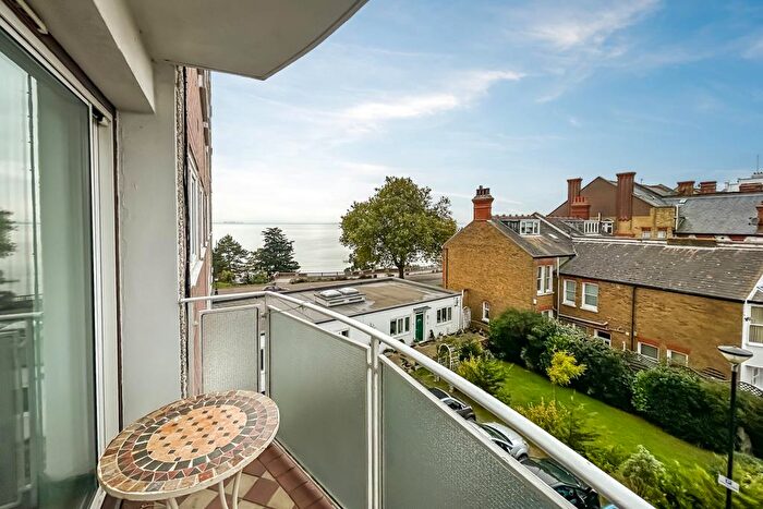 2 Bedroom Flat For Sale In Tower Court, Westcliff Parade, Westcliff-on-Sea, SS0