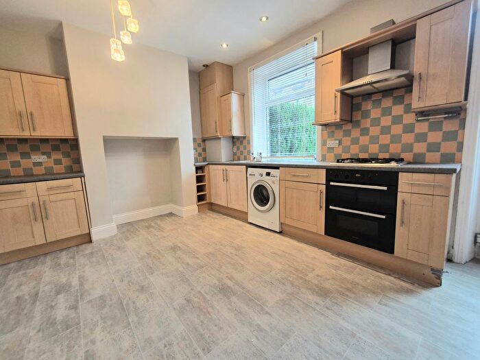 2 Bedroom Terraced House To Rent In Stoodley Terrace, Halifax, HX2