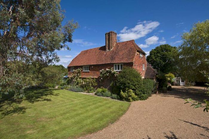 6 Bedroom Country House To Rent In Kirdford West Sussex, Near Haslemere / Petworth, RH14