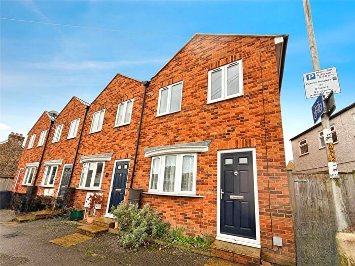 2 Bedroom End Of Terrace House To Rent In Middle Deal Road, Deal, Kent, CT14