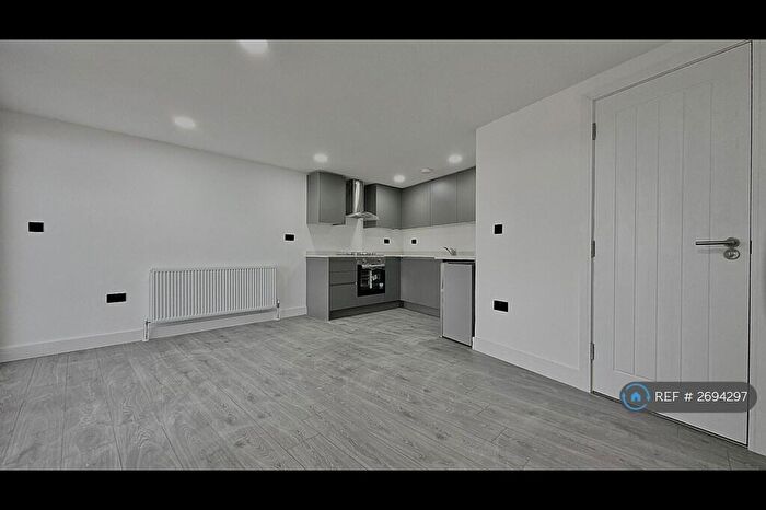 1 Bedroom Flat To Rent In Leyton, London, E10