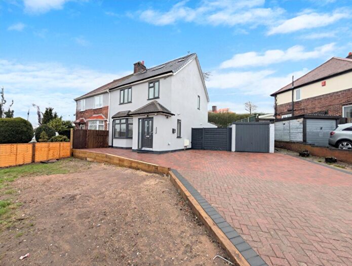 5 Bedroom Semi Detached House For Sale In Short Street, Warsop, Mansfield, NG20
