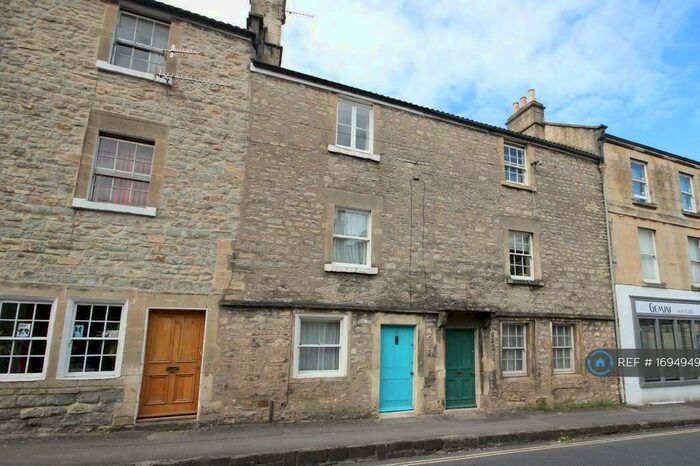 3 Bedroom Terraced House To Rent In High Street, Bath, BA2