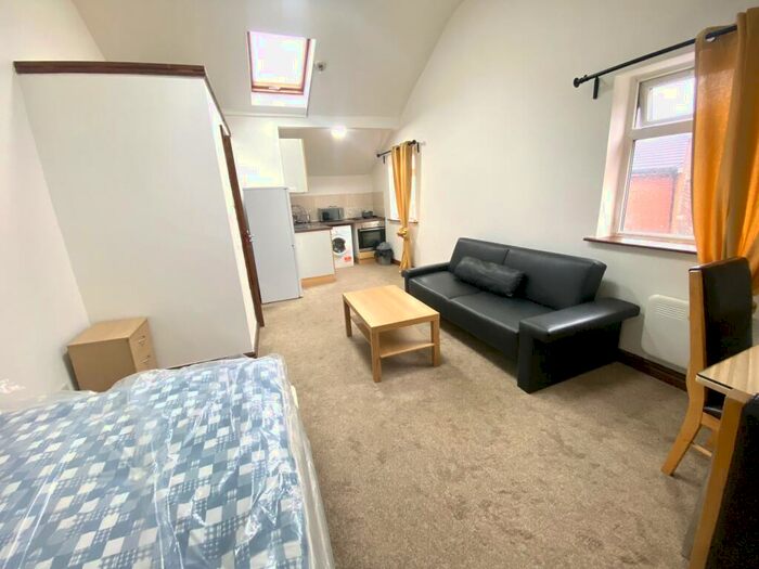 Studio To Rent In Chorlton Road, Old Trafford, M16