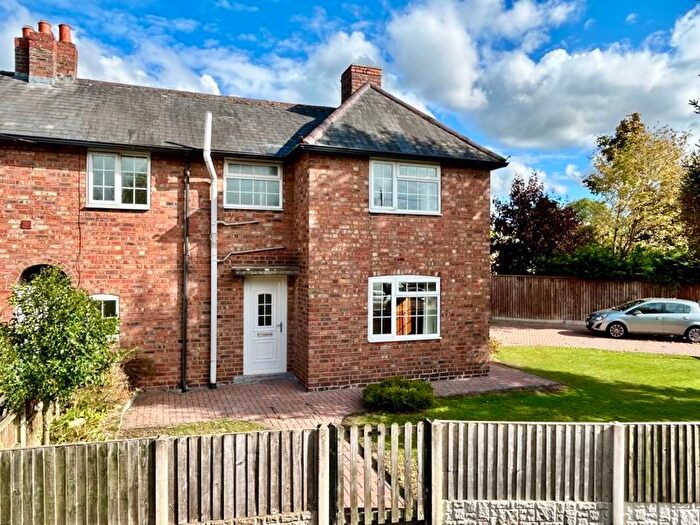 4 Bedroom Semi-Detached House For Sale In Vauxhall Crescent, Newport, TF10