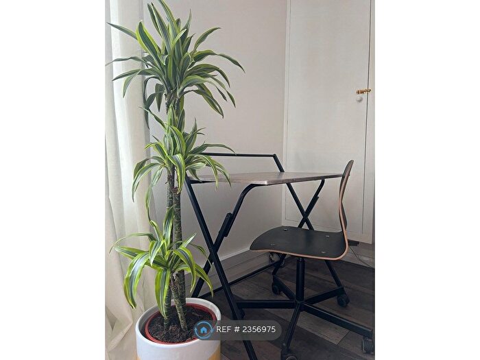 2 Bedroom Flat To Rent In Brooksbys Walk, London, E9